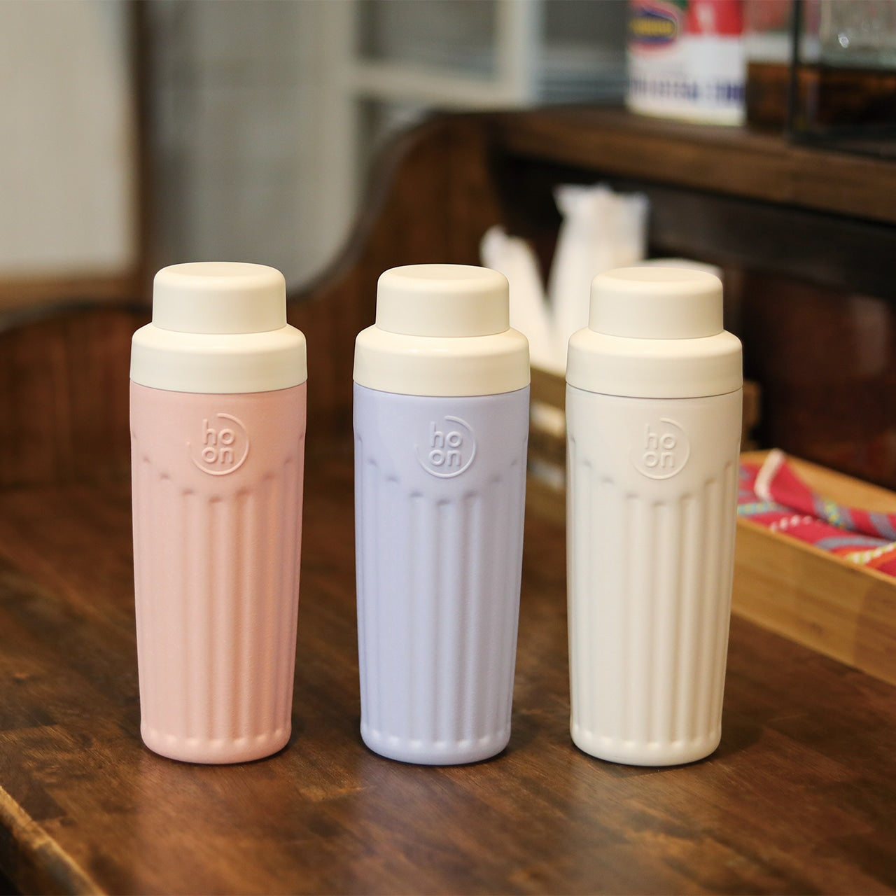 【アウトレット 化粧箱不良】ロータスボトル 400ml ホワイト BLO-40(WH)【おしゃれ かわいい パステルカラー マイボトル 女子に人気 大人女子向け コンパクト 水筒 ステンレス まほうびん 魔法瓶】