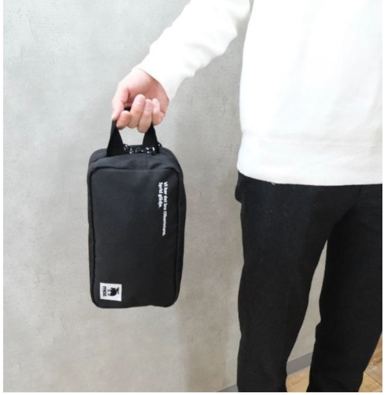 moz/モズ フィーチャーポーチ【北欧 モズ スウェーデン ブランド エルク ヘラジカ シンプル カジュアルバッグ ミニバッグ トラベル】