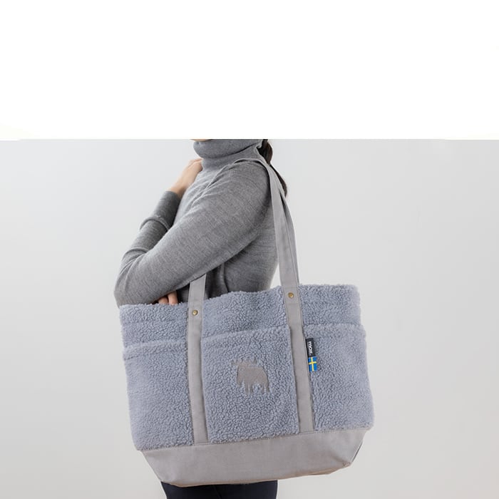 moz/モズ テディボアトート L ブラック 548529【北欧 レディース 大人 A4 大きめ ボア 大容量 軽量 軽い 通勤バッグ 通学 おしゃれ かわいい カジュアル マザーズバッグ 大きめ マチ広 肩掛け ふわもこ かばん 秋 冬 ギフト プレゼント】