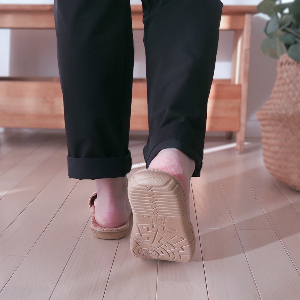moz/モズ 足サラスリッパ Mサイズ【北欧 モズ スウェーデン ブランド エルク ヘラジカ シンプル ワンポイント 洗えるかわいい 春夏 素足 さらさら 快適 夏用 春用 脱ぎ履きしやすい ユニセックス お揃い ペア 家族 夫婦 カップル 水洗いOK 日用品】