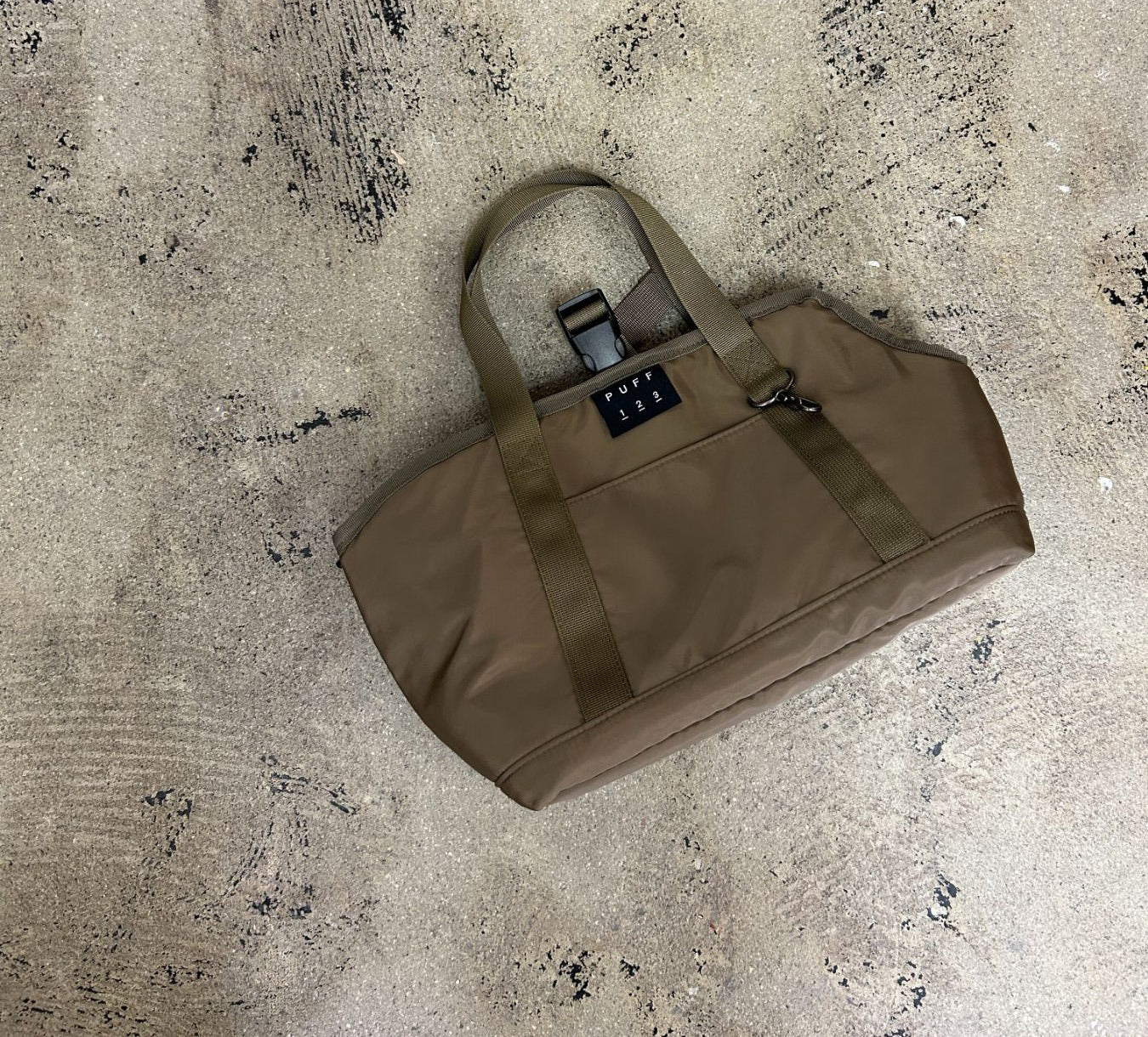 【送料無料】PUFF OSANPO TOTE【おさんぽトート トートバッグ 軽量 おしゃれ 人気 多機能 カジュアル 撥水加工】