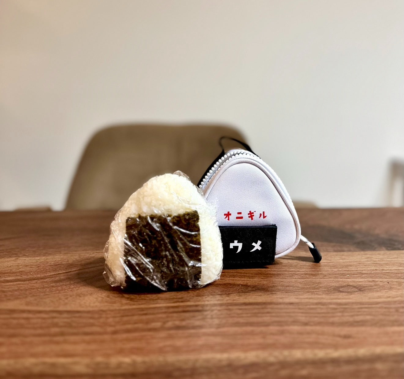 DAY OUT® OnIGIRU menu pach オニギル メニュー ポーチ 【保冷ランチバッグ コンパクト ランチケース ミニサイズ お弁当袋 かわいい おしゃれ おにぎり専用 ミニポーチ】