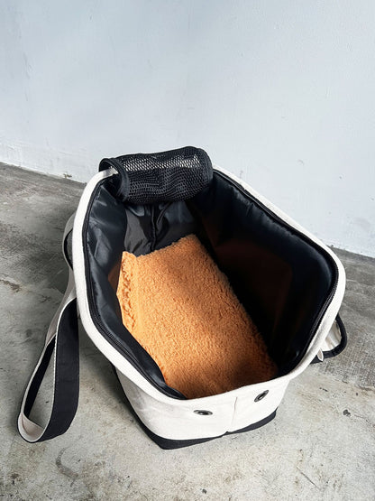 【送料無料】pet carry canvas tote L【ペット用 キャリーバッグ トートバッグ 軽量 おしゃれ 人気 多機能 キャンバス カジュアル】